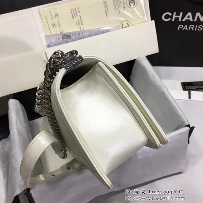 香奈兒CHANEL竭誠精品CHANEL大號67086經典最新款 單肩斜挎鏈條包 DSC1401